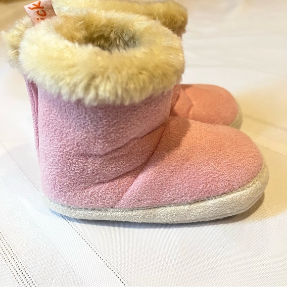 Tickle Toes Baby Girls Pink Warm Winter Boots Faux Fur Lined Booties Size 3 - Picture 6 of 15